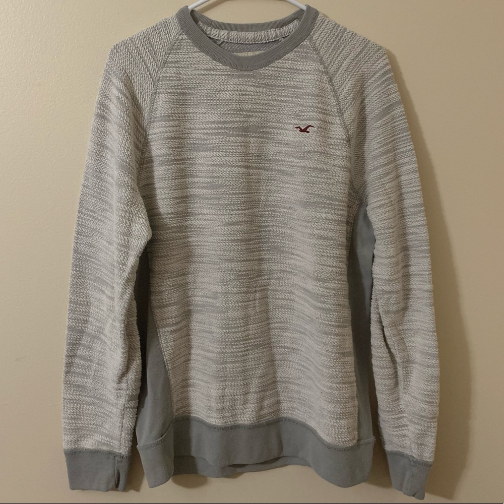 Men’s Hollister sweater, size L
